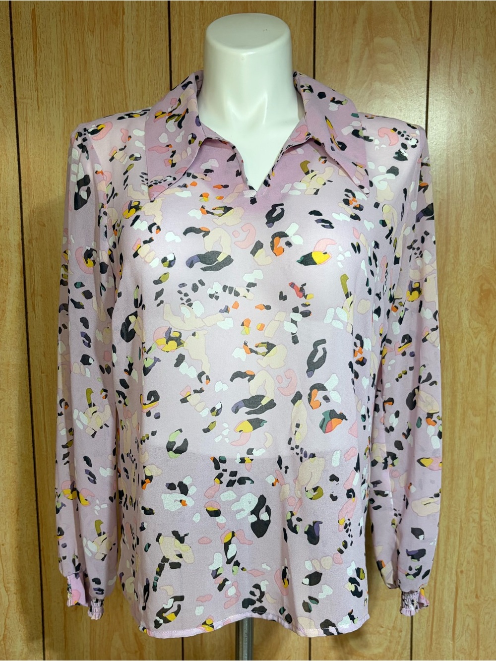 CAbi Lilac Printed Long-Sleeve Collared Blouse SZ - L